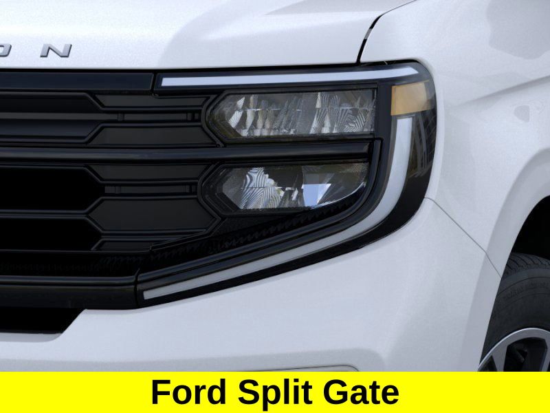 2025 Ford Expedition photo 12