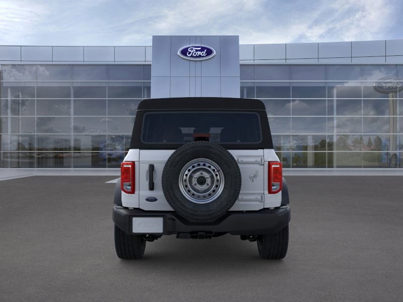 2025 Ford Bronco Base photo 5