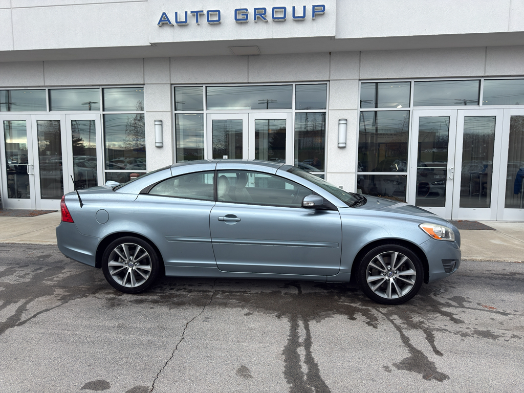 2011 Volvo C70 T5 photo 2