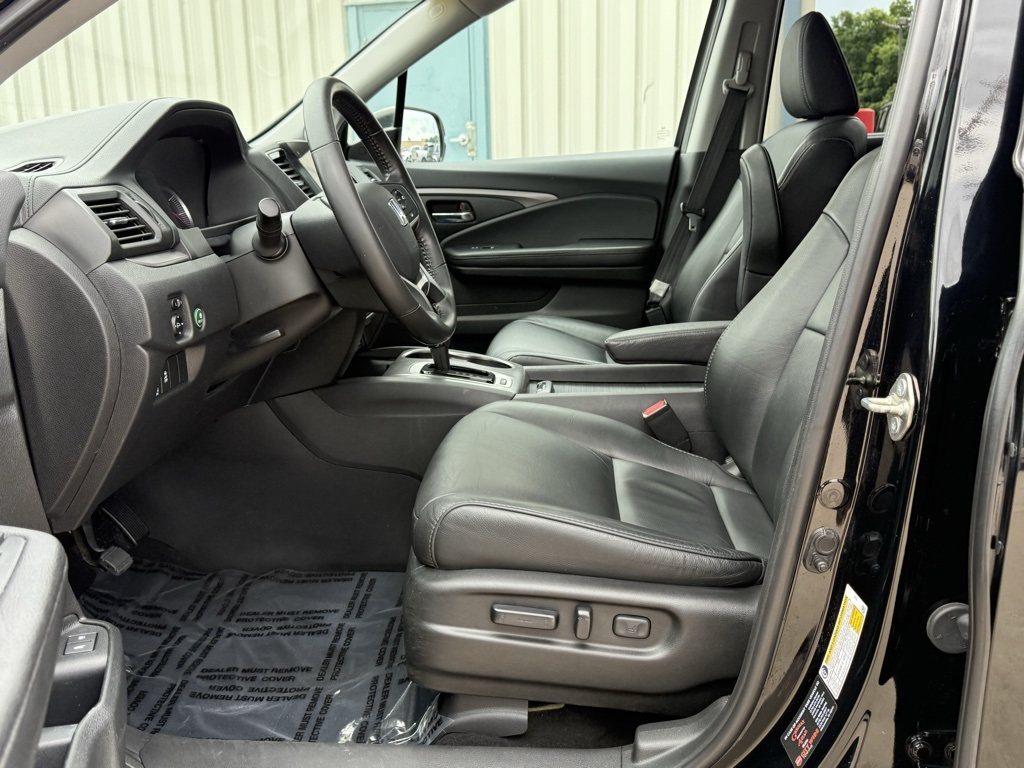 2020 Honda Pilot EX-L photo 13