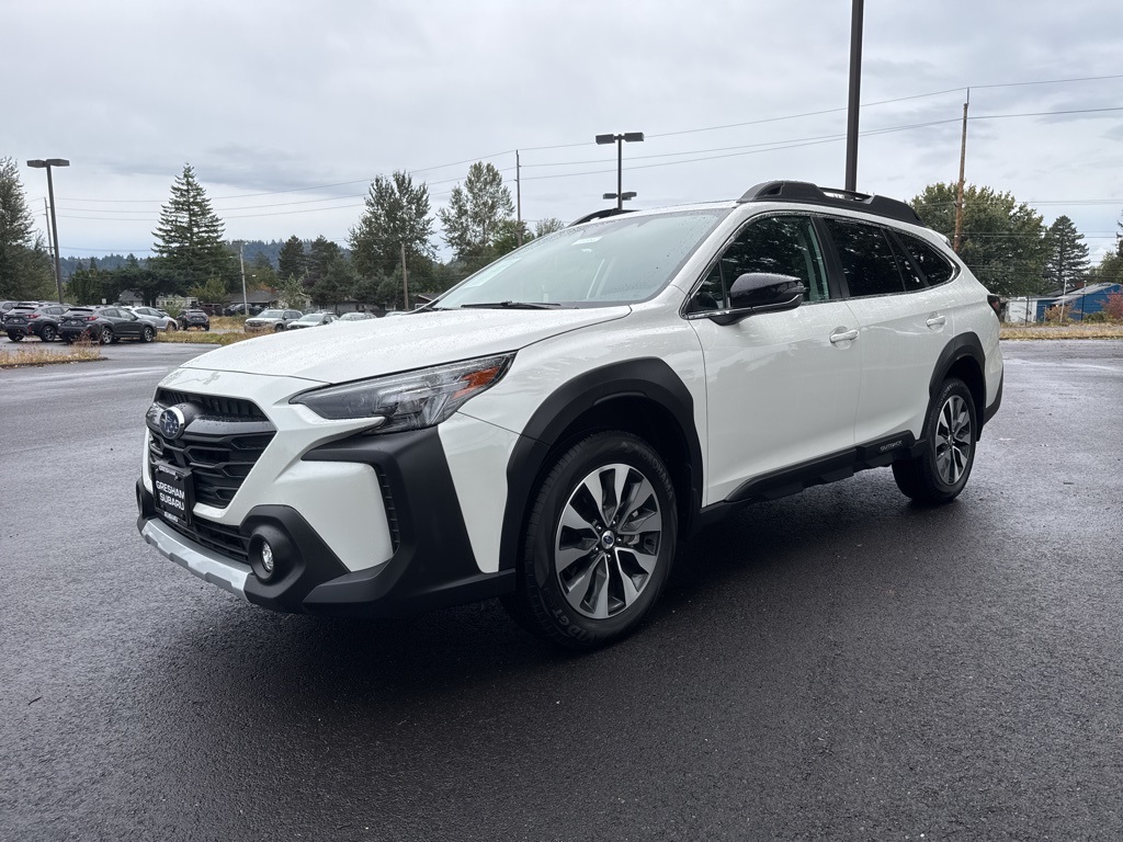 2025 Subaru Outback Limited photo 3