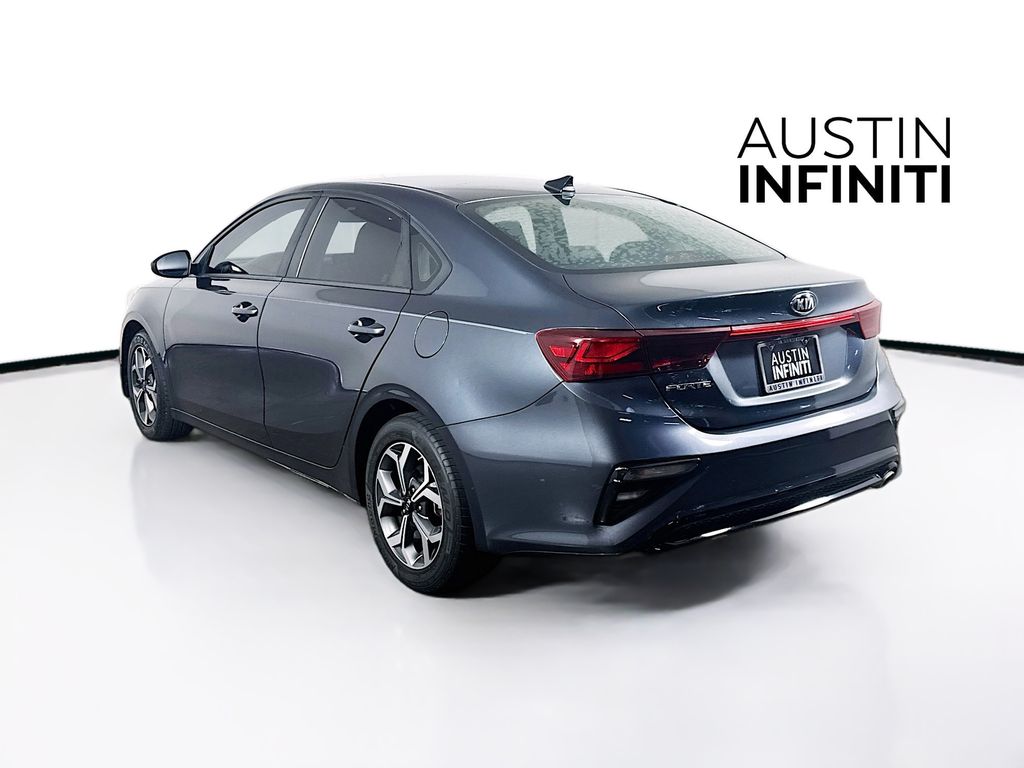 2019 Kia Forte LXS photo 5