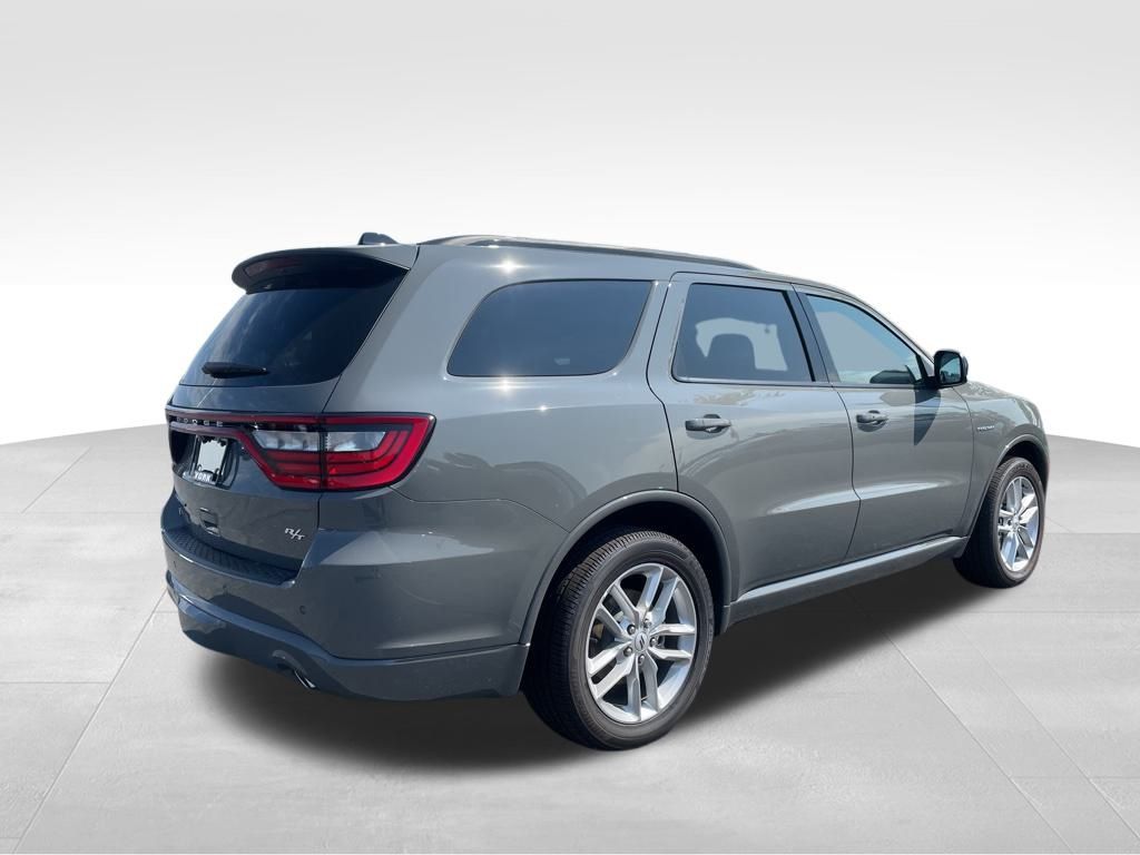 2025 Dodge Durango R/T Plus photo 4