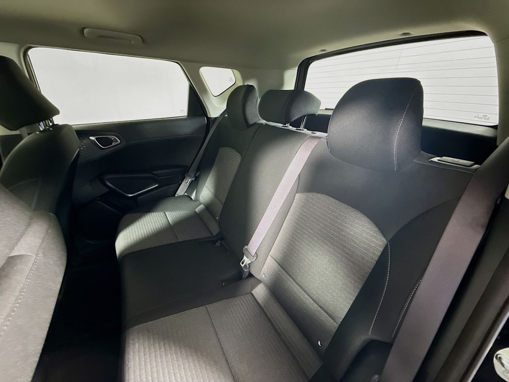 2021 Kia Soul GT-Line photo 22