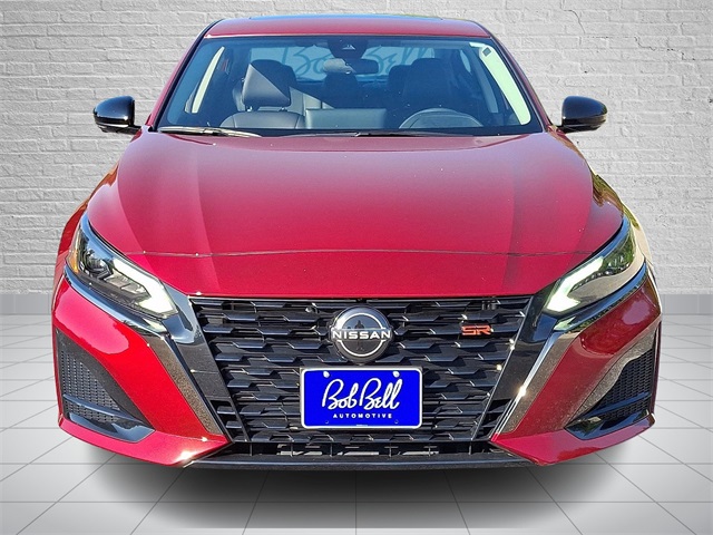 2024 Nissan Altima SR photo 2