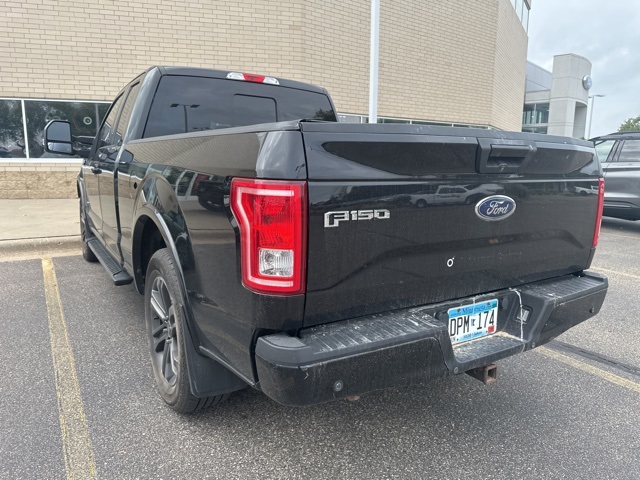 2016 Ford F-150 XLT photo 4