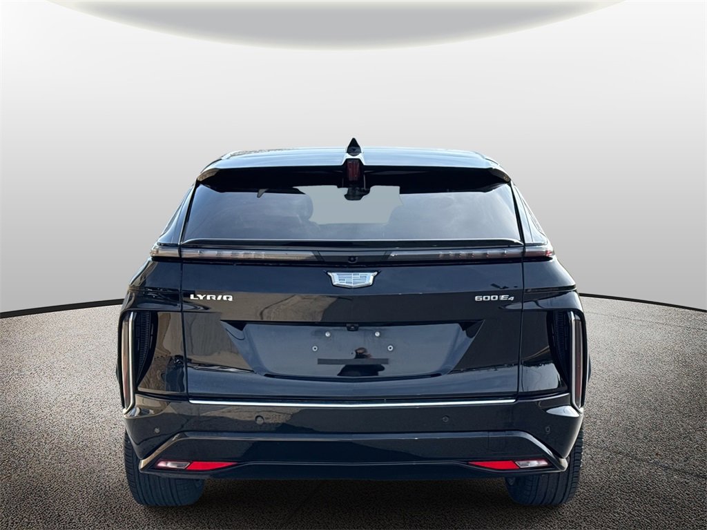 2024 Cadillac Lyriq Luxury photo 4