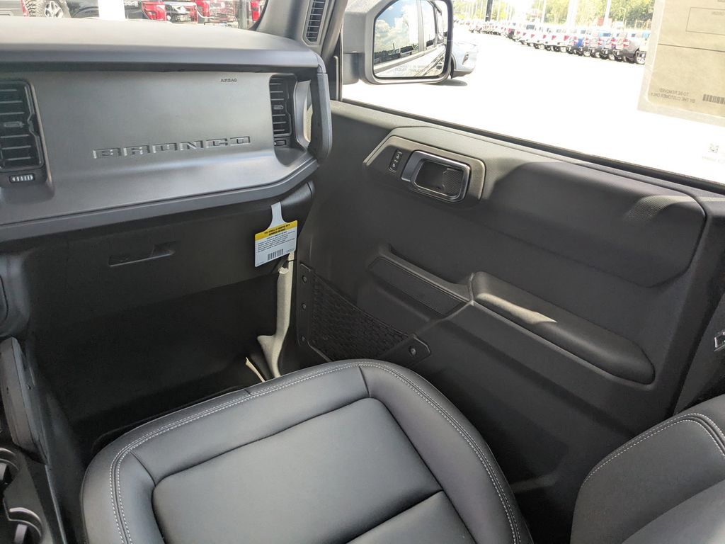 2025 Ford Bronco Big Bend photo 17