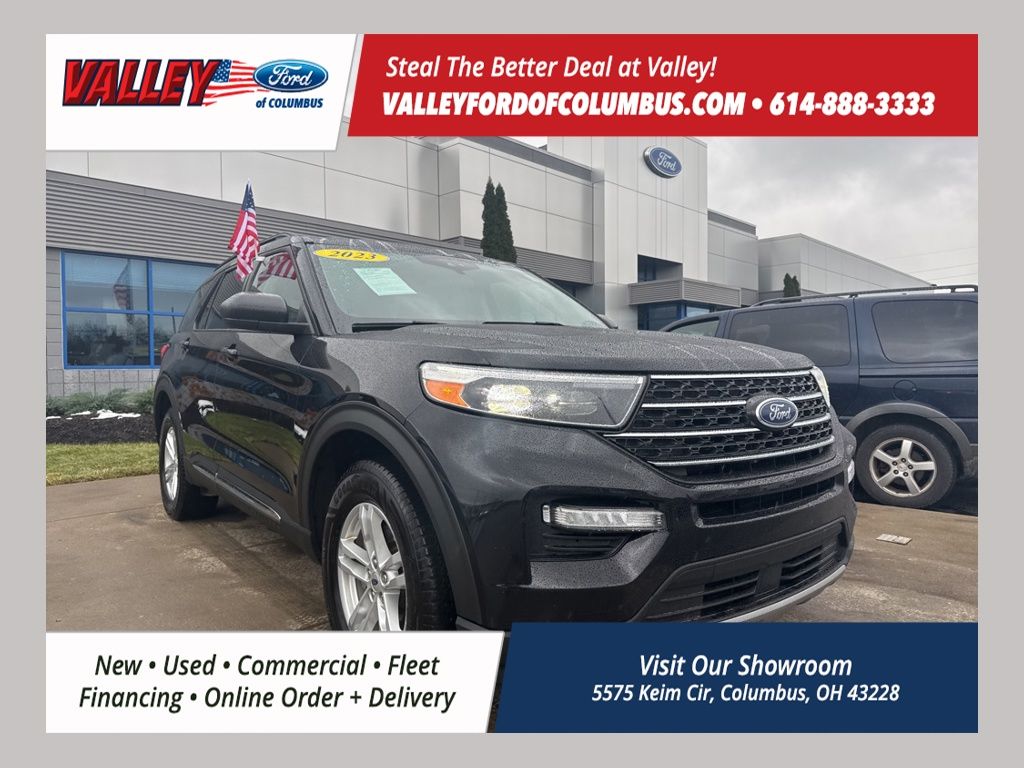 2023 Ford Explorer XLT's photo