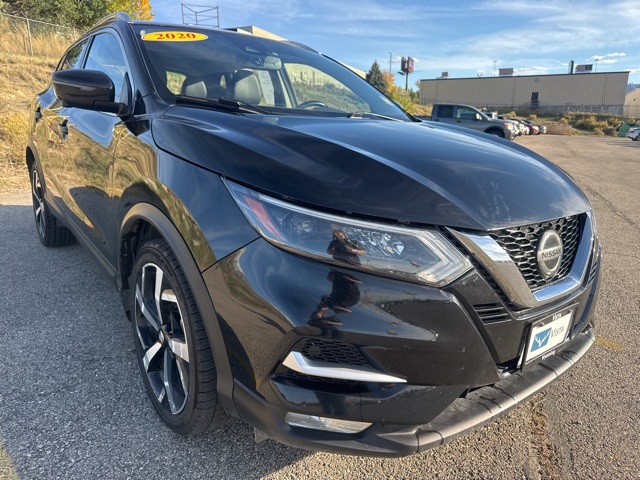 2020 Nissan Rogue Sport SL photo 2