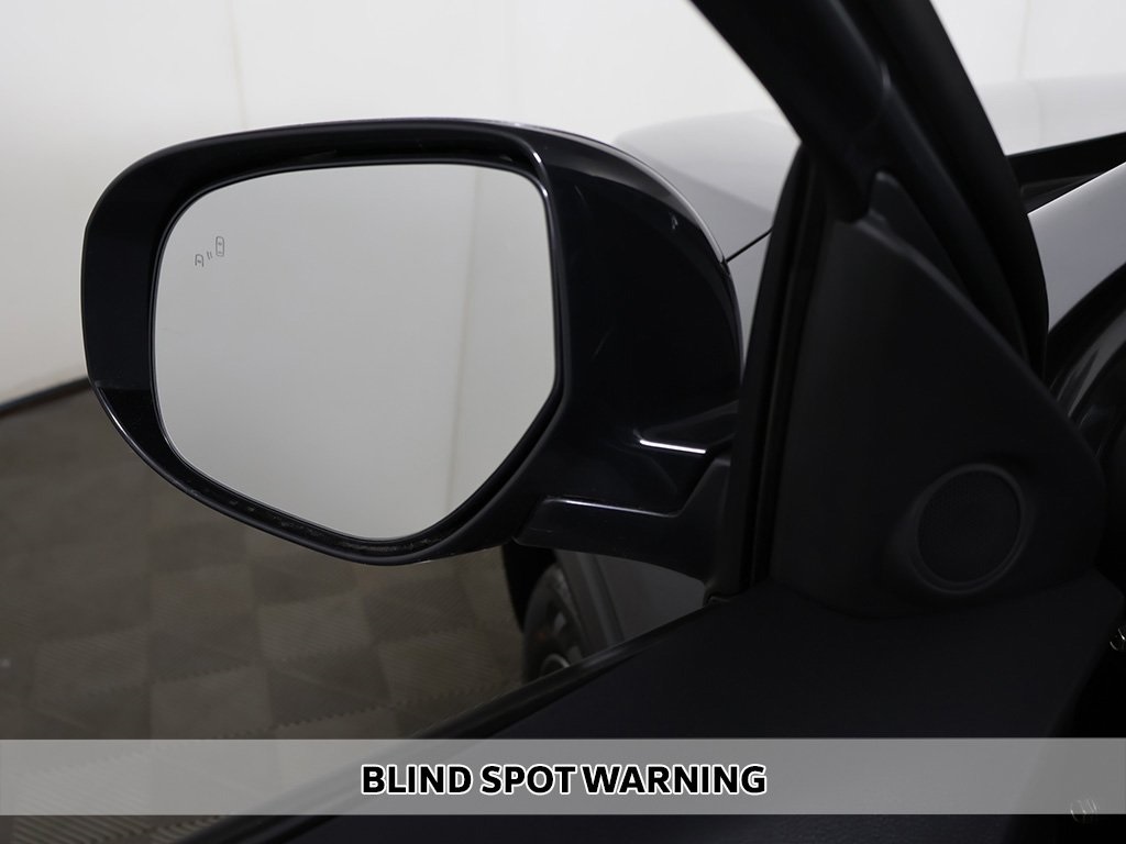 2025 Mitsubishi Outlander Sport SE photo 3