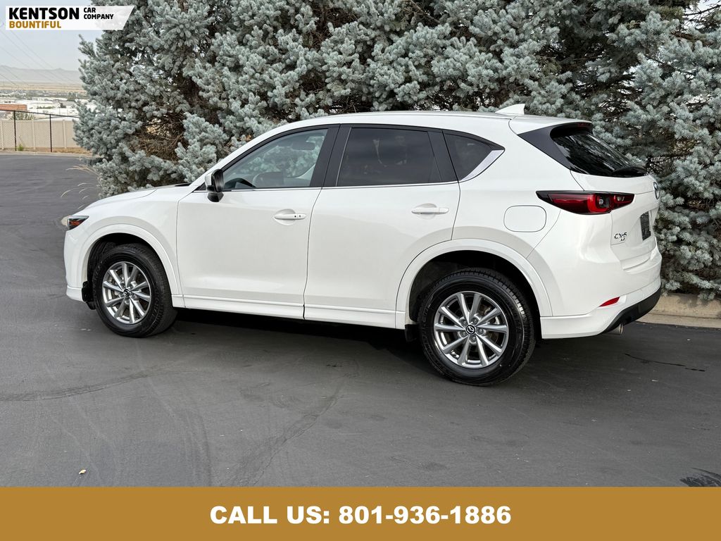 2024 Mazda CX-5 2.5 Select photo 5