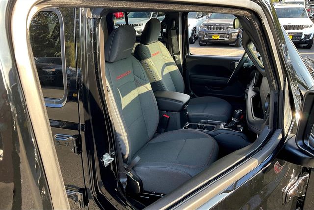 2025 Jeep Wrangler Rubicon photo 23