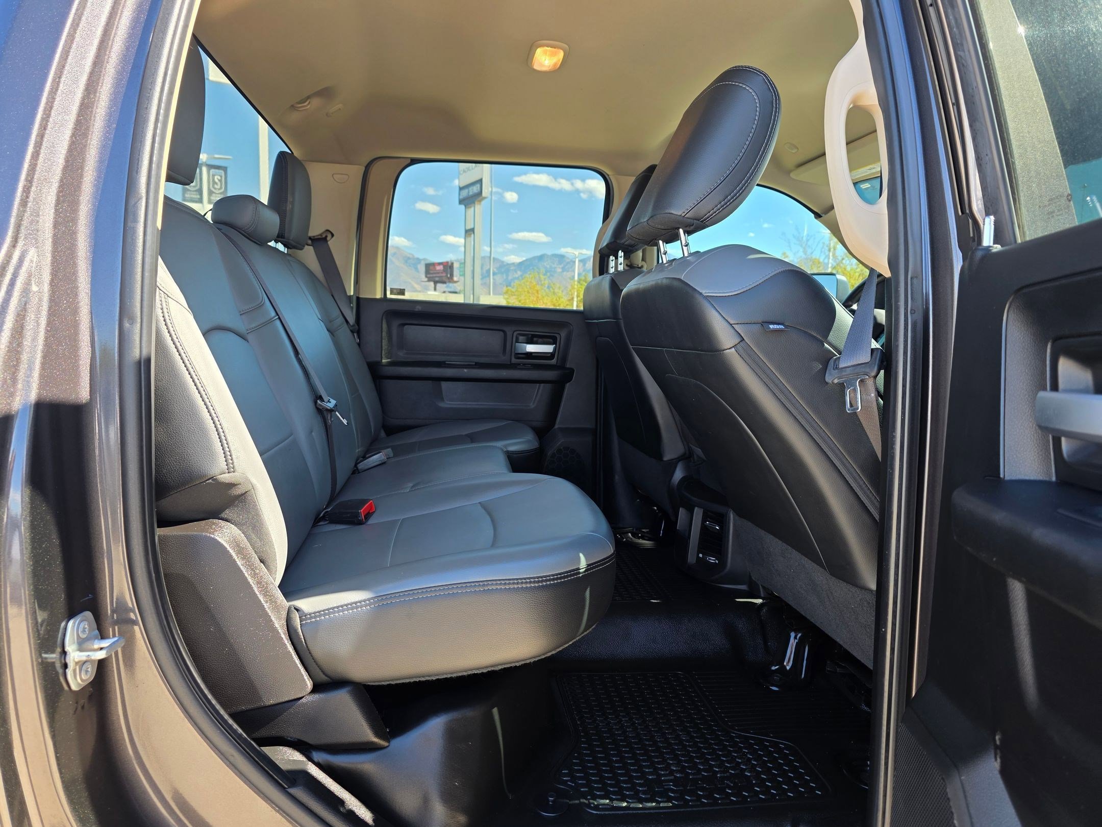 2019 Ram 2500 Tradesman photo 25