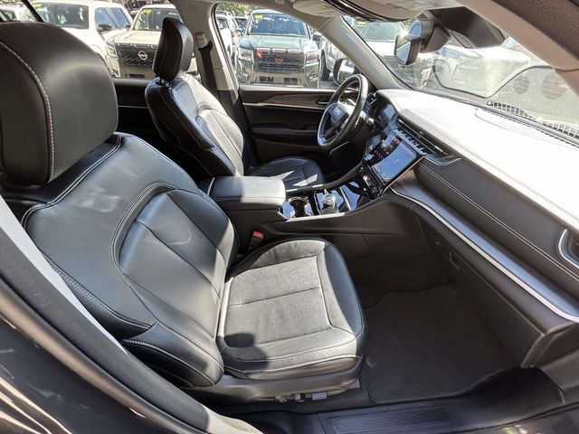 2022 Jeep Grand Cherokee Limited photo 24