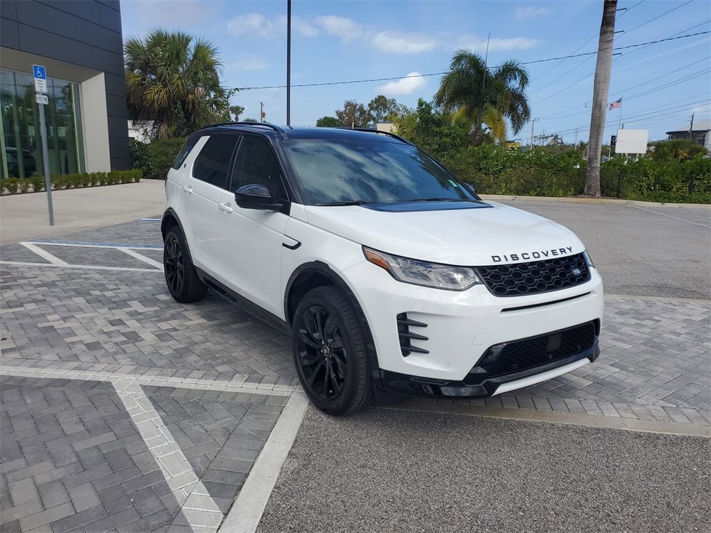 2025 Land Rover Discovery Sport SE photo 5