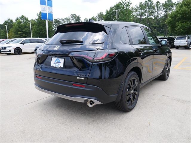 2026 Honda HR-V Sport photo 2