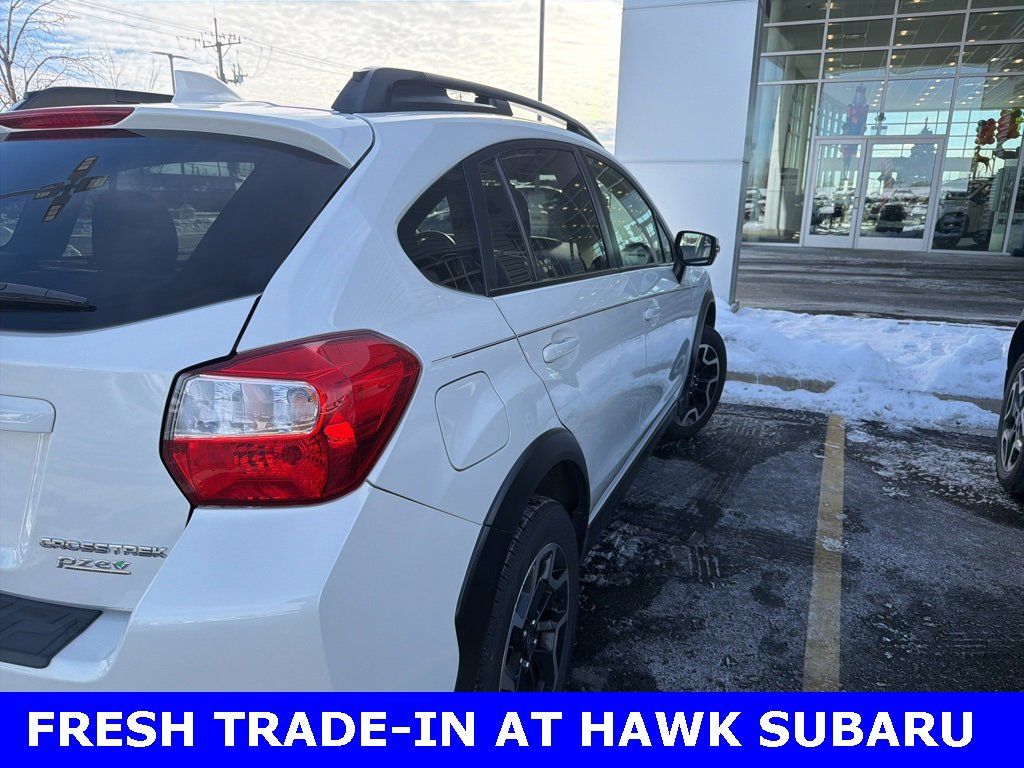 2017 SUBARU CROSSTREK - Image 9