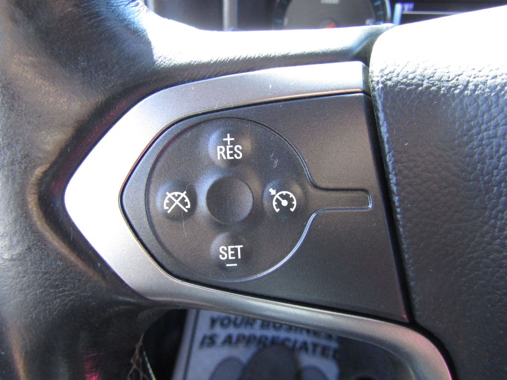 2016 Chevrolet Silverado 1500 LT photo 25