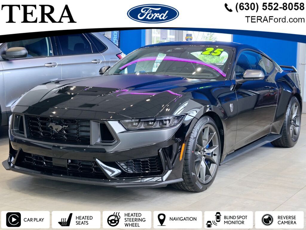 2025 Ford Mustang Dark Horse's photo