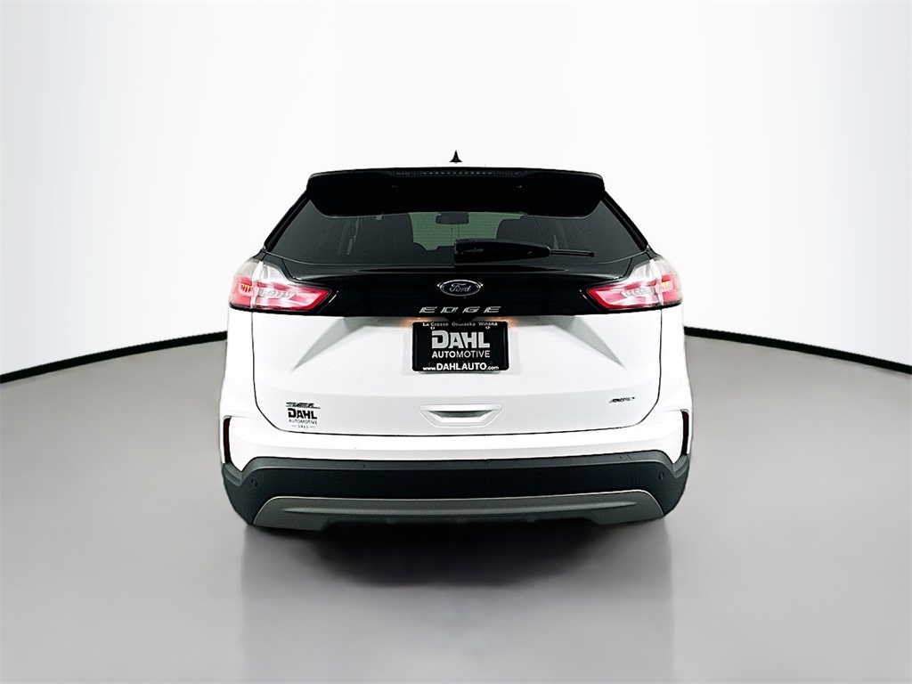 2023 Ford Edge SEL photo 10