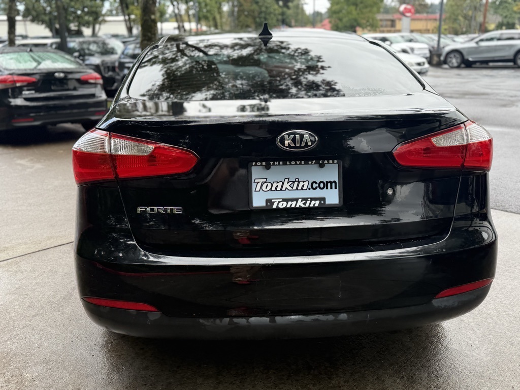 2015 Kia Forte LX photo 11