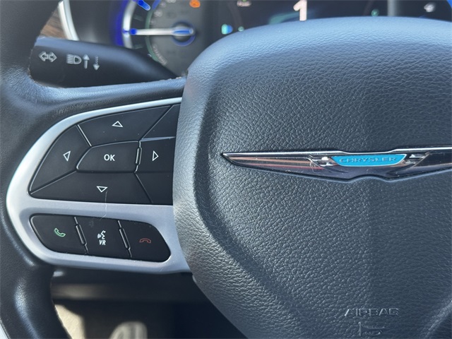 2021 Chrysler Pacifica Hybrid Pinnacle photo 25