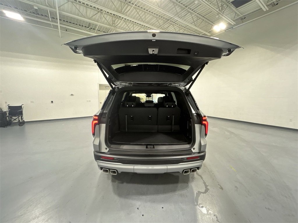 2026 Chevrolet Traverse photo 20