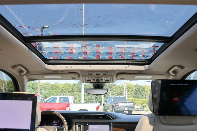 2022 Gmc Yukon Denali photo 9