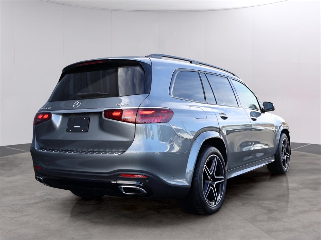 2025 Mercedes Benz GLS 450 4MATIC photo 4
