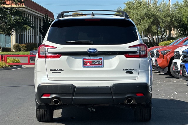 2023 Subaru Ascent Onyx Edition photo 5