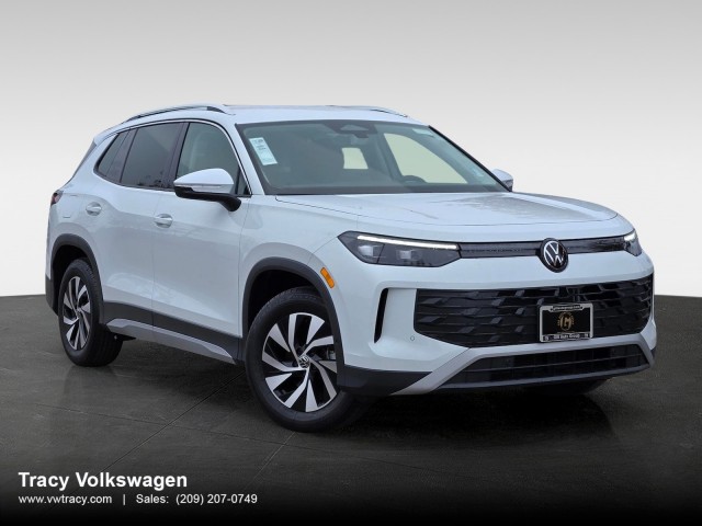 2026 Volkswagen Tiguan S's photo