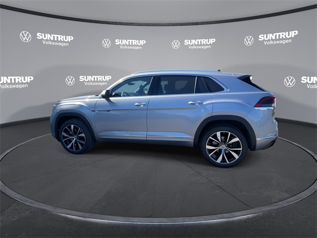 2026 Volkswagen Atlas Cross Sport SEL Premium R-Line photo 12
