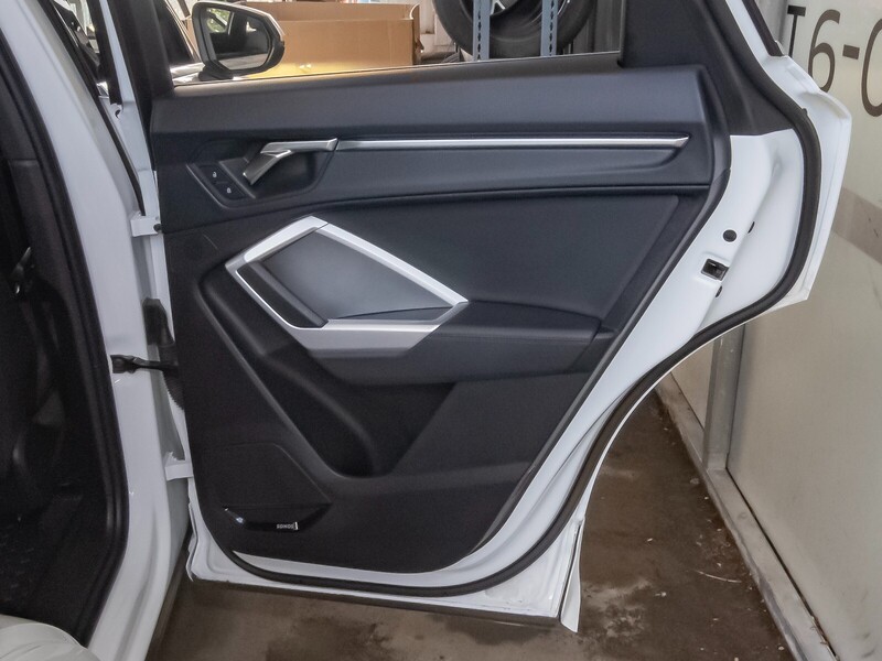 2024 Audi Q3 45 TFSI S line Premium photo 49