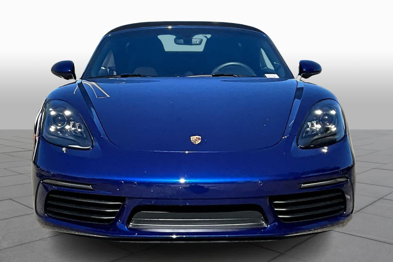 2020 Porsche Boxster photo 3