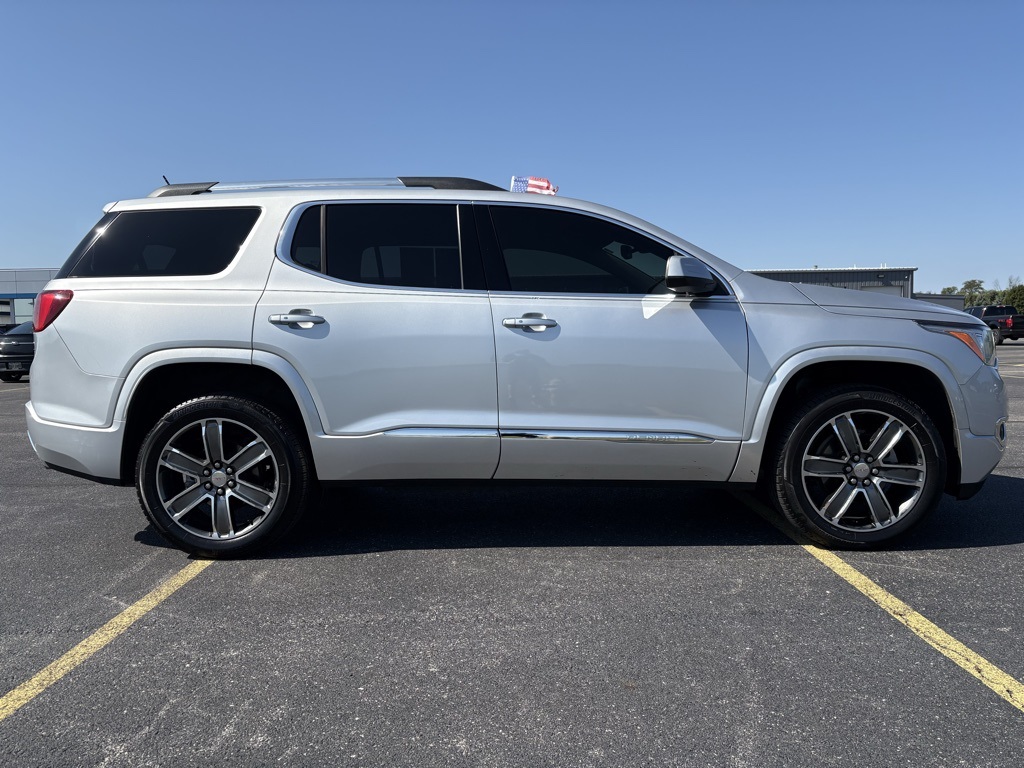2019 Gmc Acadia Denali photo 4