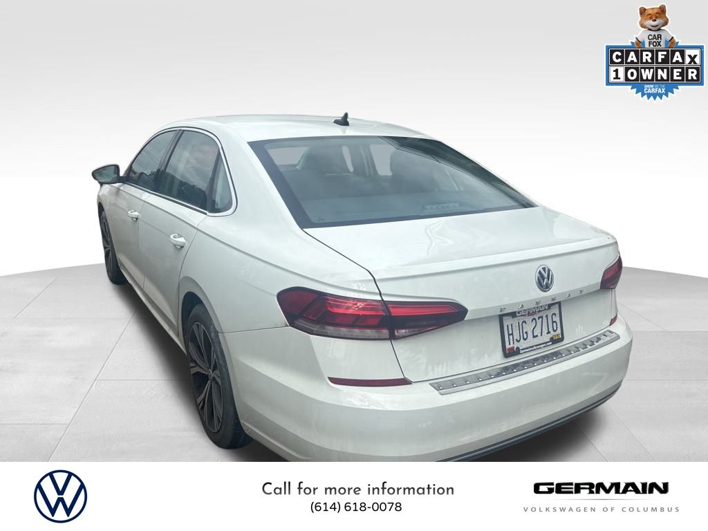 2022 Volkswagen Passat 2.0T SE photo 6