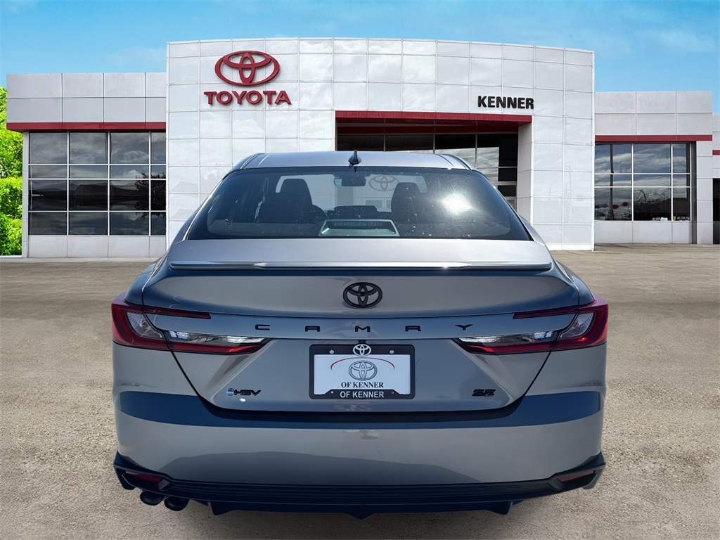 2026 Toyota Camry SE photo 3