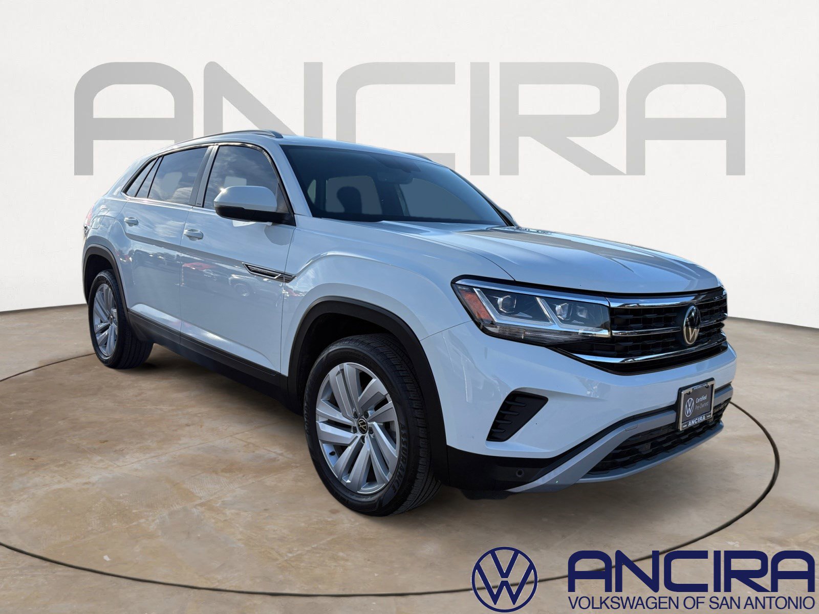 2022 Volkswagen Atlas Cross Sport SE w/Tech