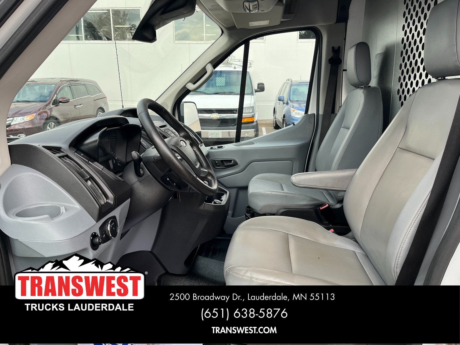 2017 Ford Transit Van photo 4