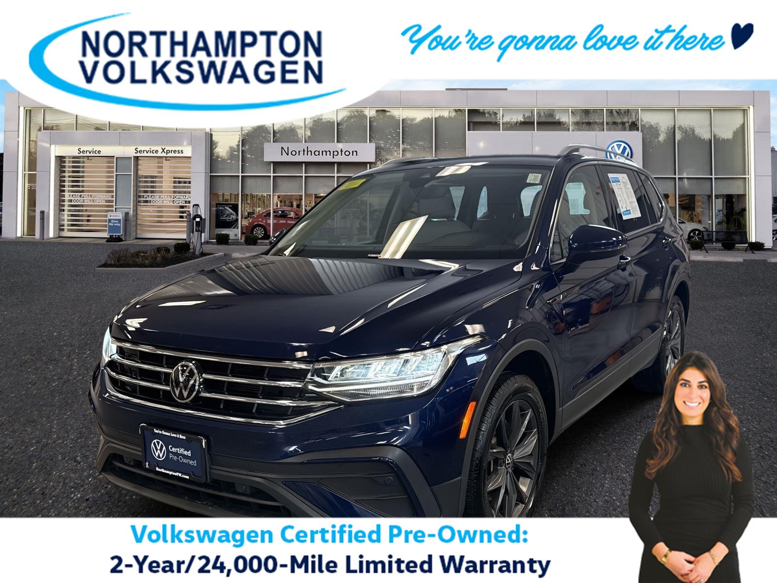 2022 Volkswagen Tiguan SE's photo