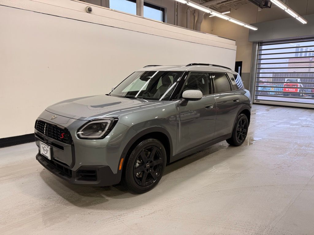2026 MINI Countryman S's photo