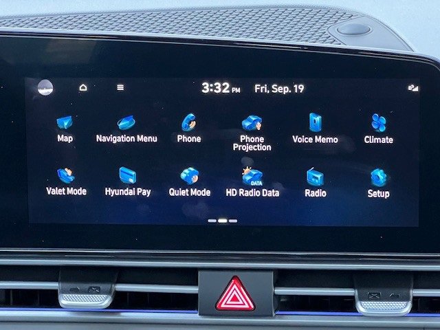 2024 Hyundai Elantra SEL photo 20