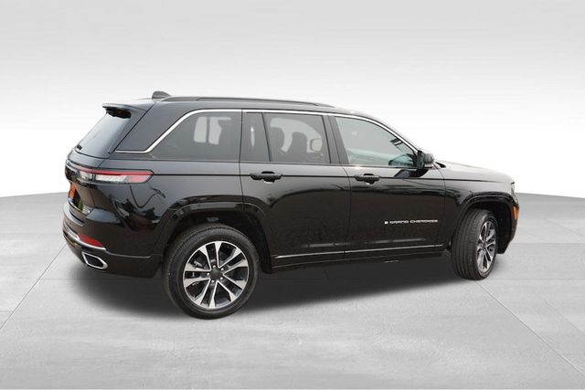 2024 Jeep Grand Cherokee Overland 4xe photo 3