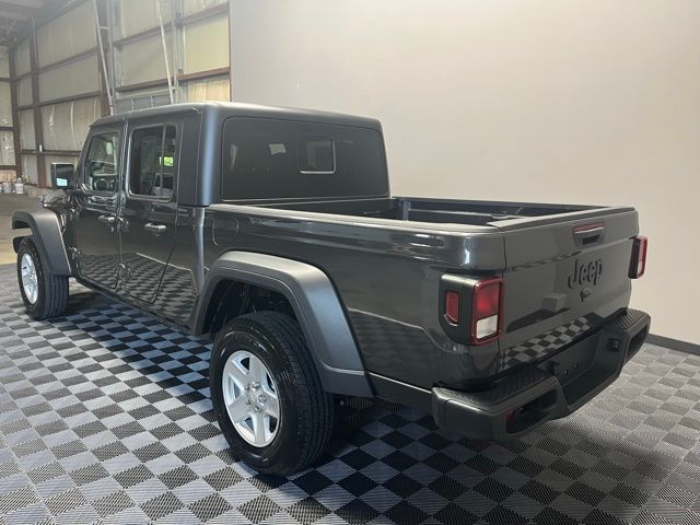 2023 Jeep Gladiator Sport photo 3