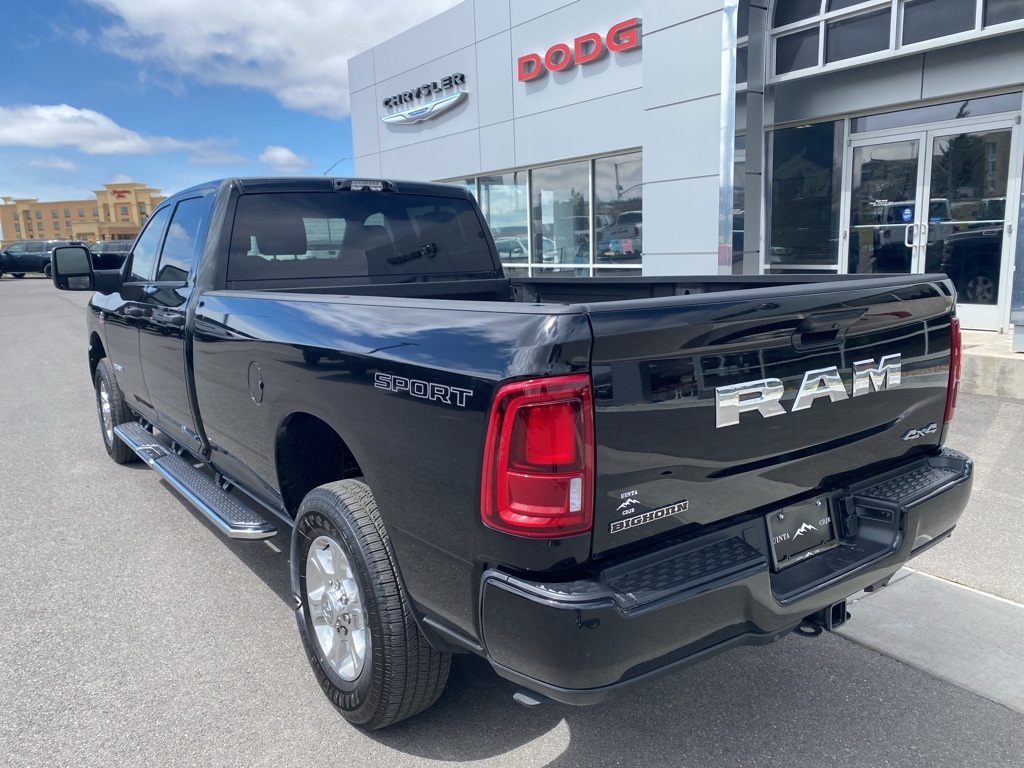 2025 Ram 2500 Big Horn photo 4