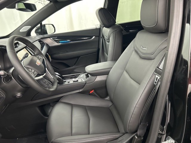 2025 Cadillac XT5 Premium Luxury photo 3
