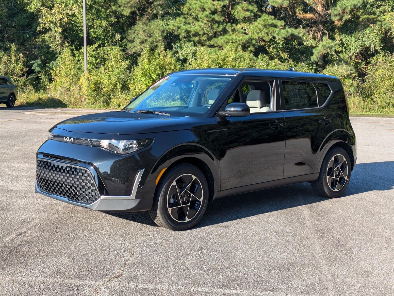 2025 Kia Soul EX's photo