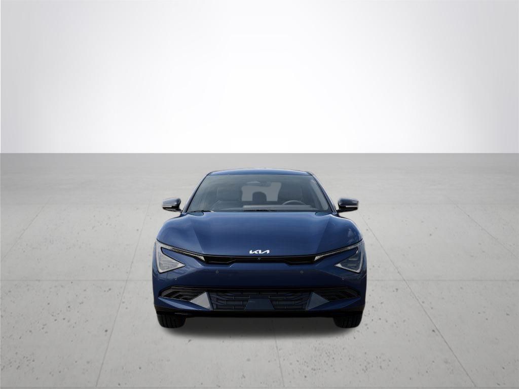 2025 Kia EV6 Light photo 2