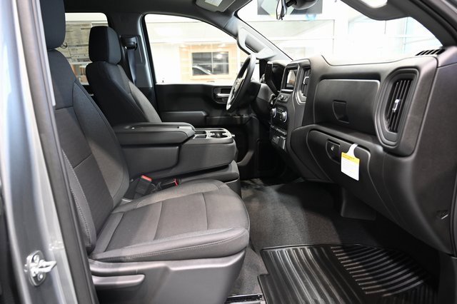 2026 Chevrolet Silverado 1500 Custom photo 11